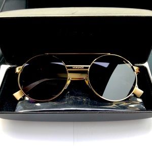 Versace 2210 Sunglasses